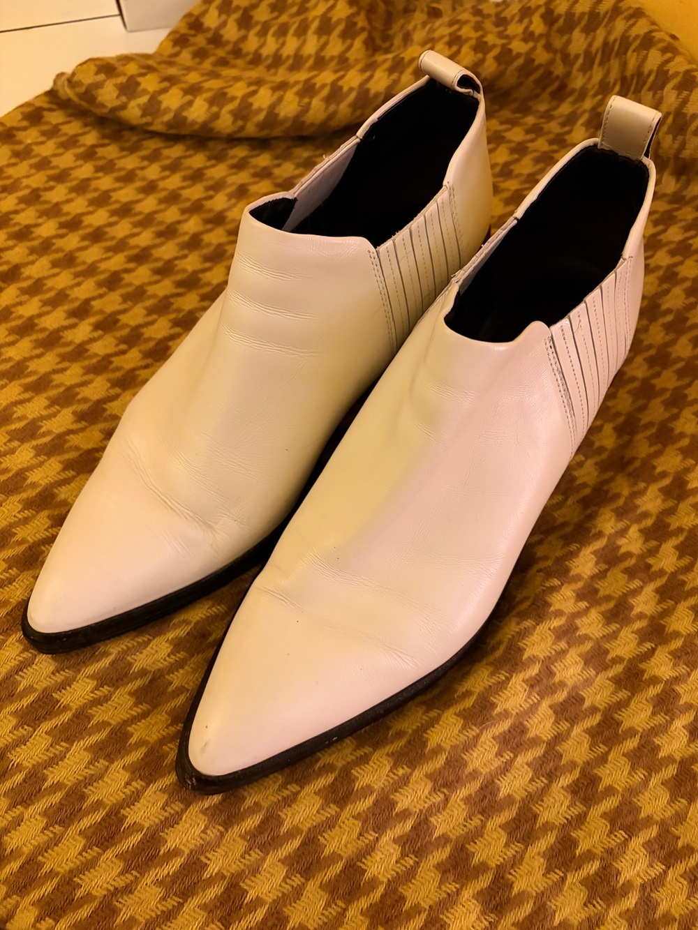 Vintage white booties